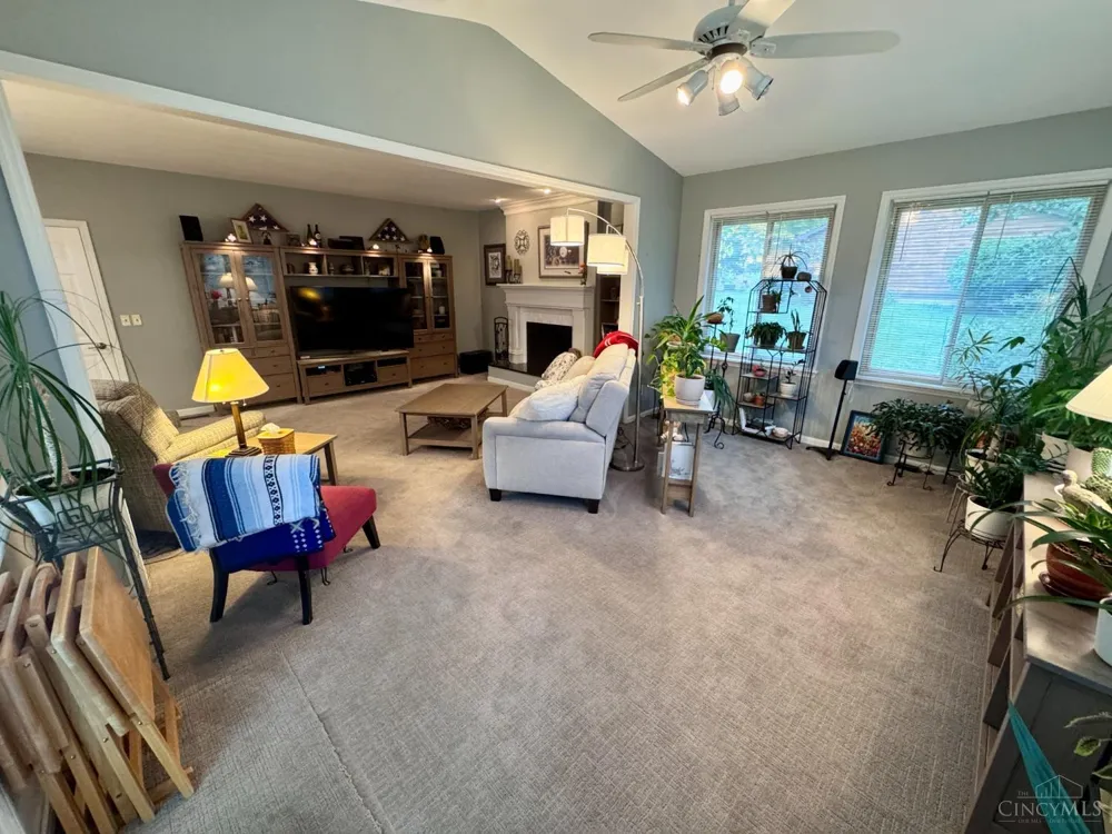5713 Winding Creek Way West Chester, OH 45069
