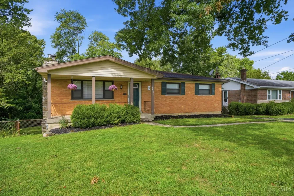 3641 Gailynn Drive Green, OH 45211