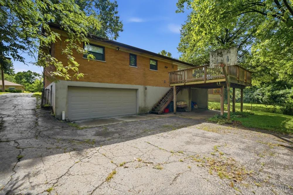 3641 Gailynn Drive Green, OH 45211