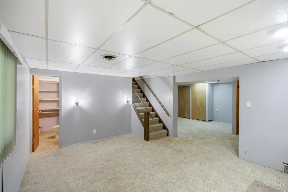 3641 Gailynn Drive Green, OH 45211