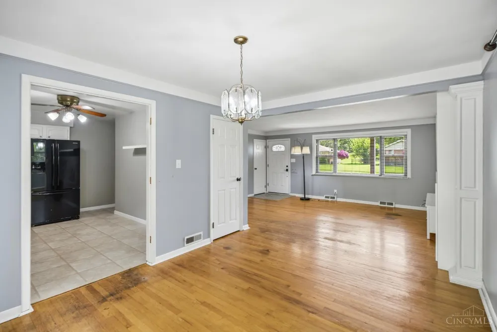 3641 Gailynn Drive Green, OH 45211