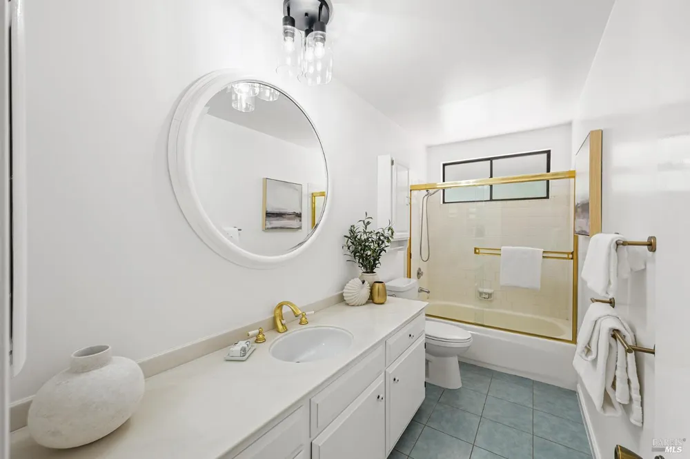 501 Willow Court Novato, CA 94945
