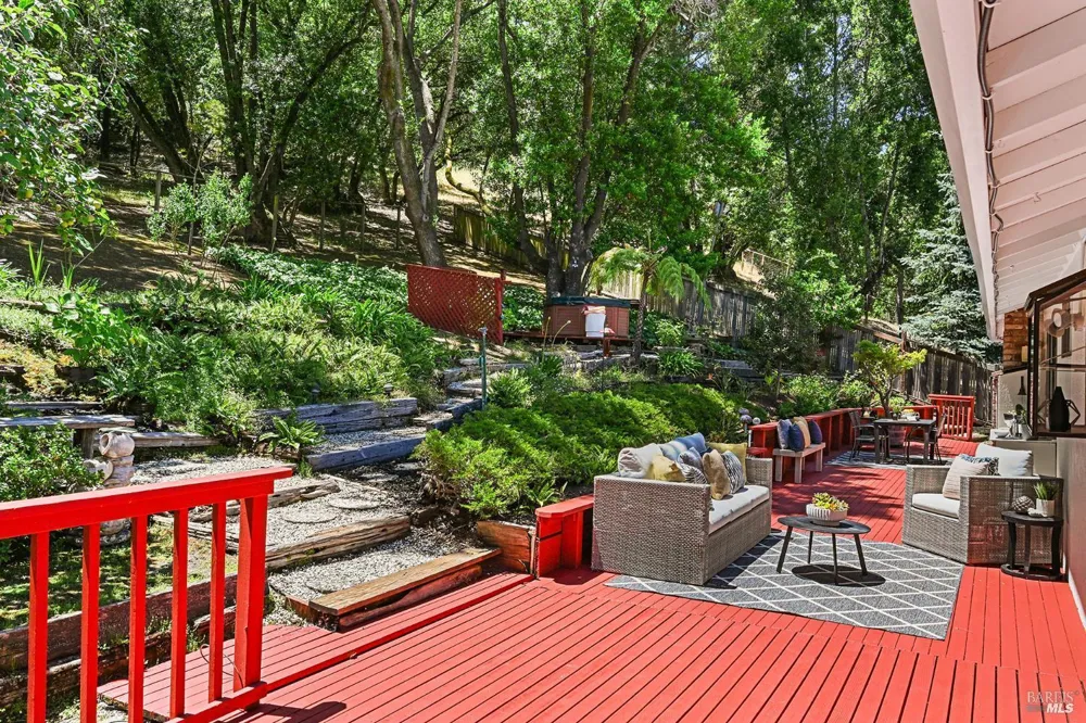 501 Willow Court Novato, CA 94945