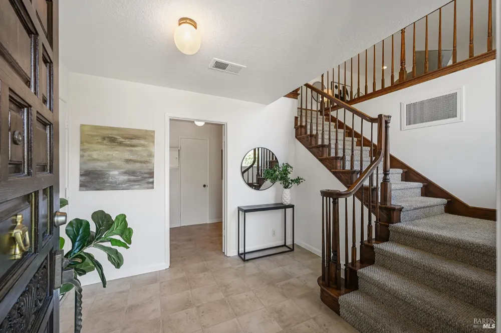 501 Willow Court Novato, CA 94945