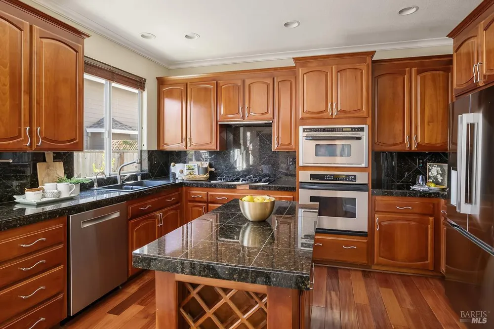 244 Baypoint Drive San Rafael, CA 94901
