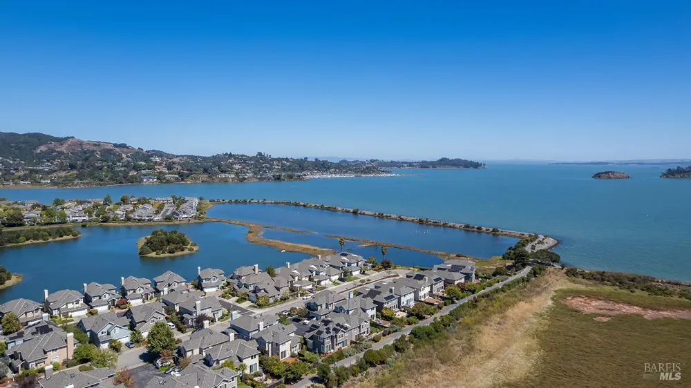 244 Baypoint Drive San Rafael, CA 94901