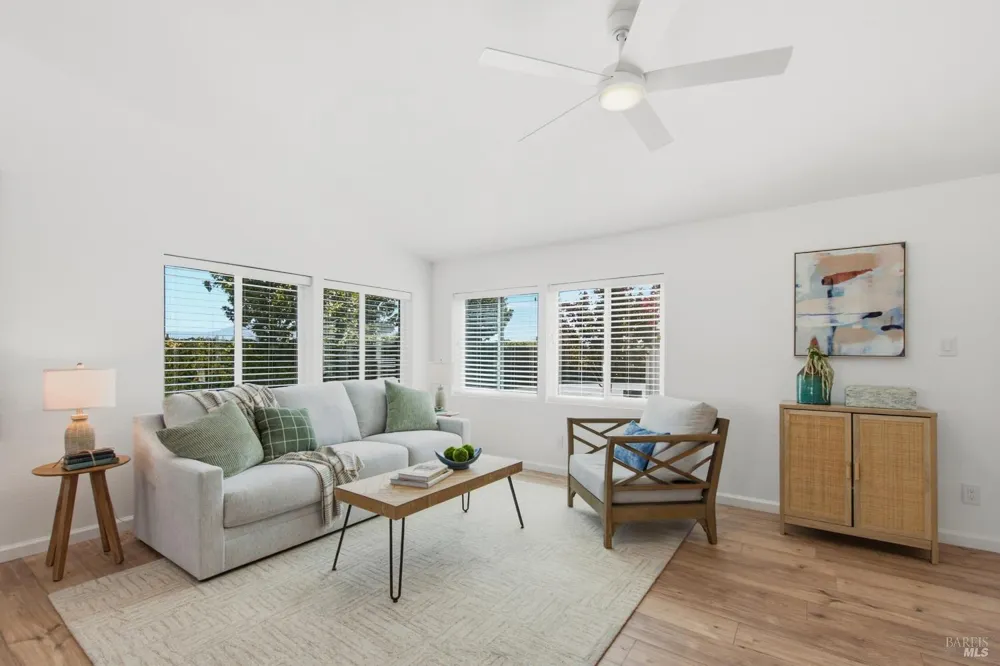 254 Clover Way Napa, CA 94558