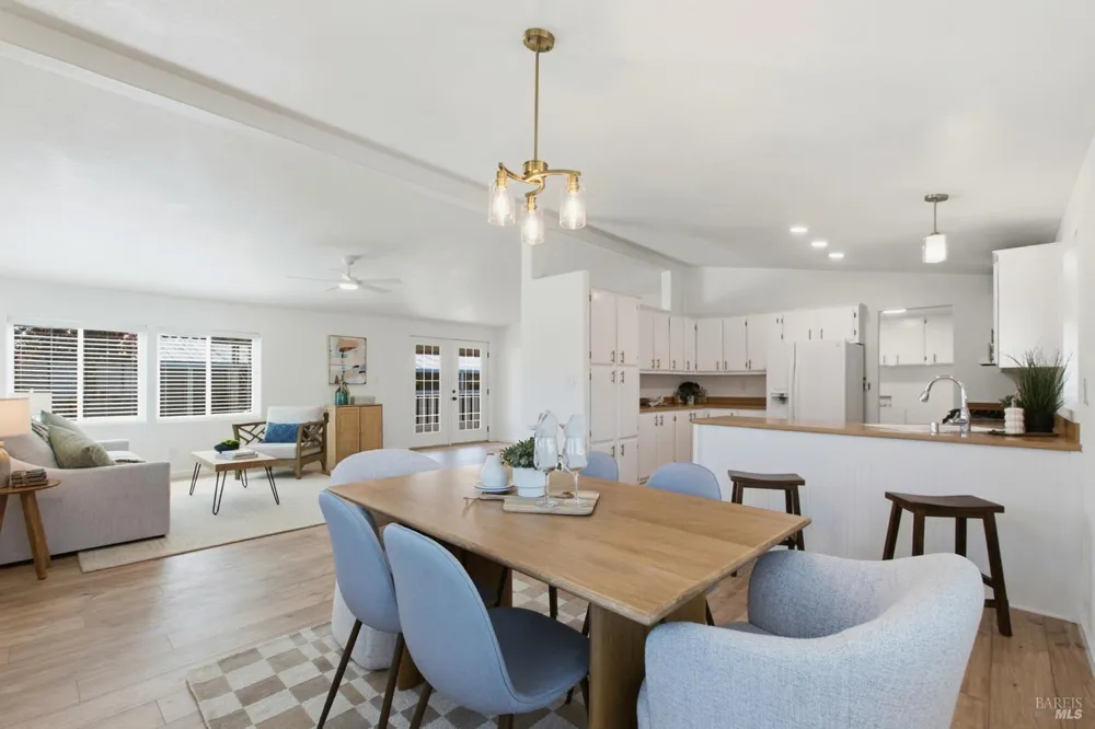 254 Clover Way Napa, CA 94558