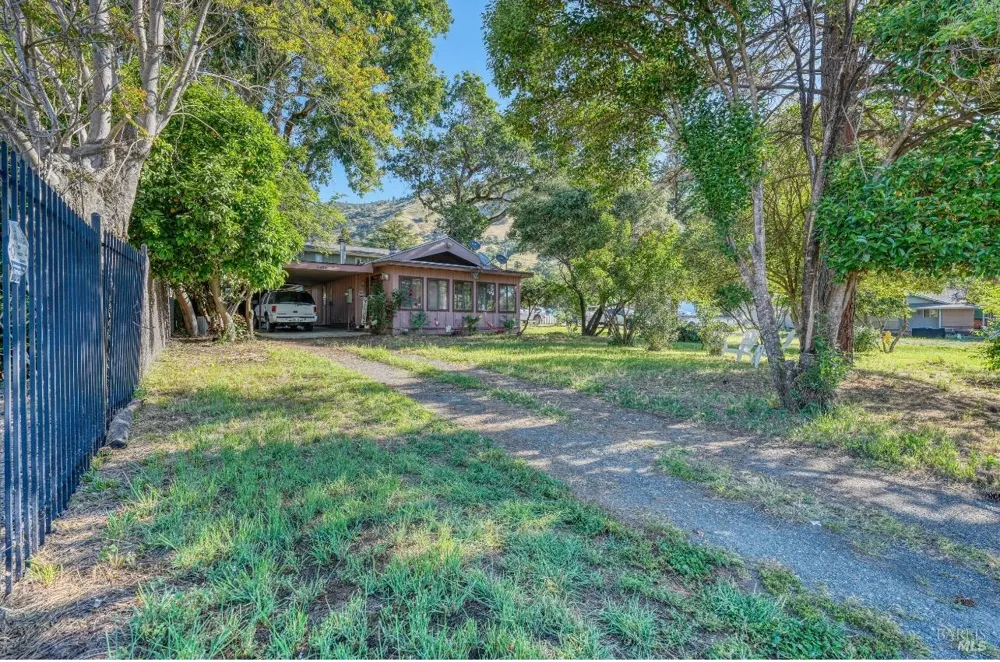 3488 Boggs Avenue Nice, CA 95464