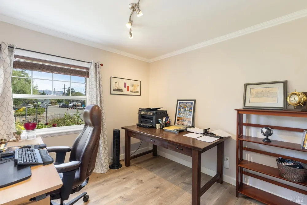 204 Sutter Street Petaluma, CA 94954