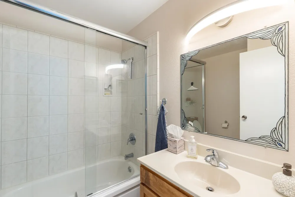 204 Sutter Street Petaluma, CA 94954
