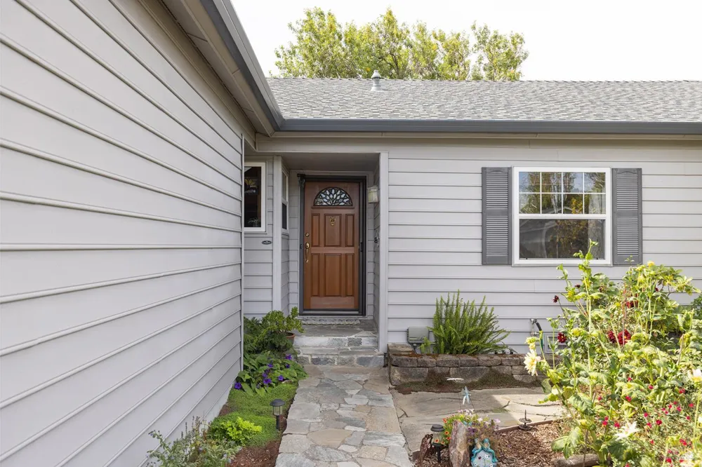204 Sutter Street Petaluma, CA 94954