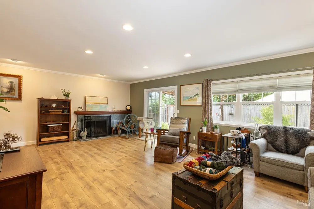 204 Sutter Street Petaluma, CA 94954