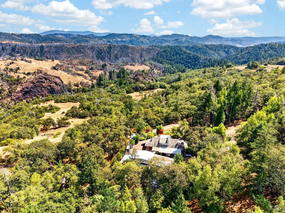 5455 First Gate Road Willits, CA 95490