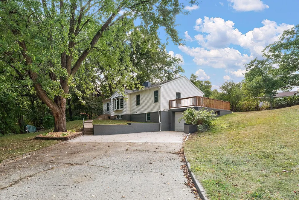 320 Fingal Drive Alexandria, MN 56308
