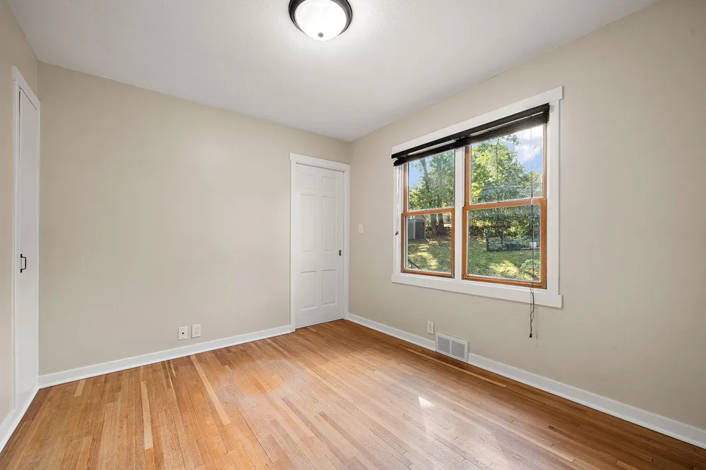 320 Fingal Drive Alexandria, MN 56308