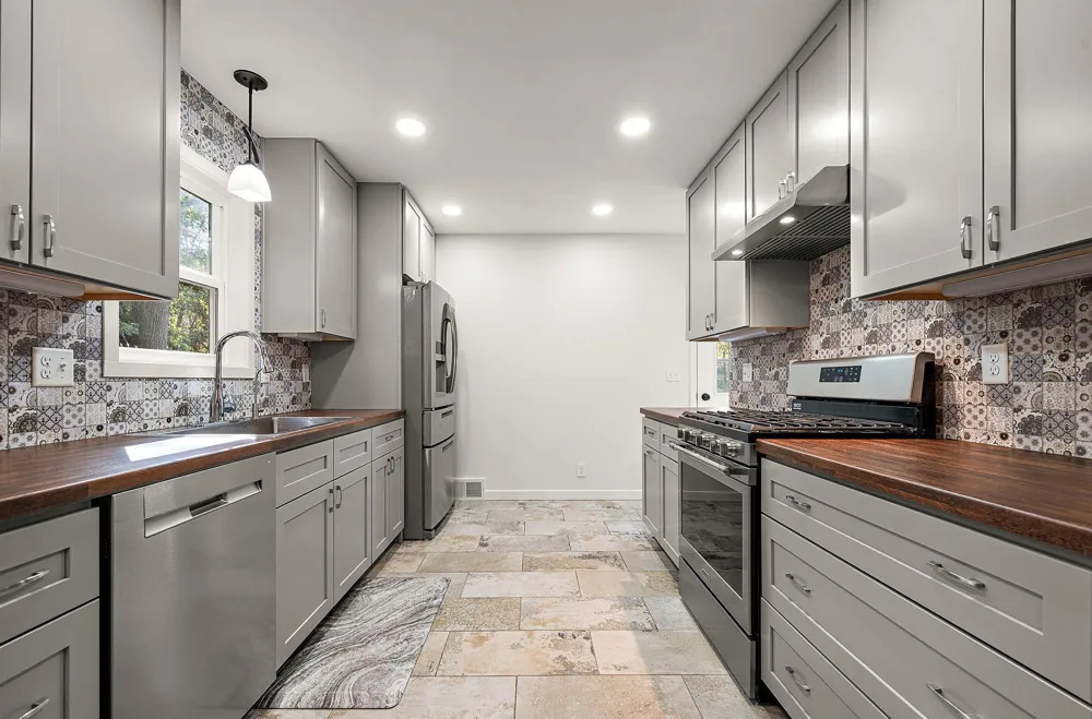 320 Fingal Drive Alexandria, MN 56308