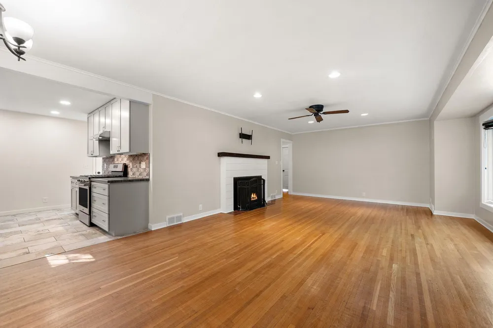 320 Fingal Drive Alexandria, MN 56308