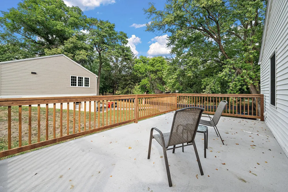 320 Fingal Drive Alexandria, MN 56308