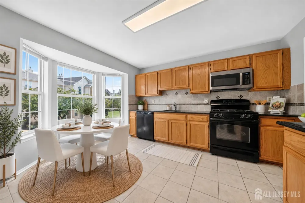 216 Copeley Way North Brunswick, NJ 08902