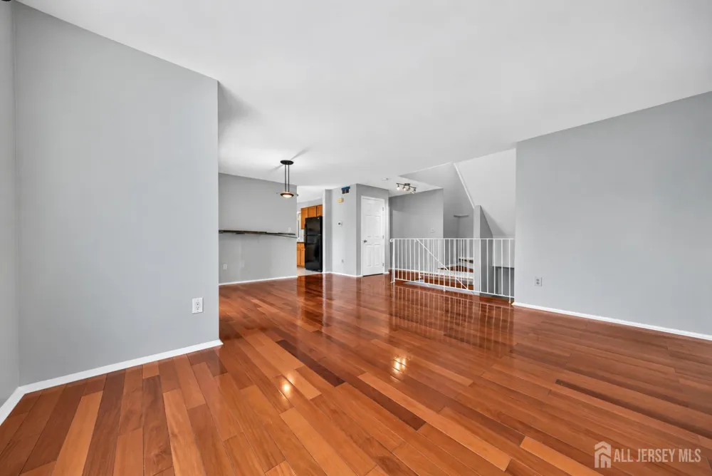 216 Copeley Way North Brunswick, NJ 08902