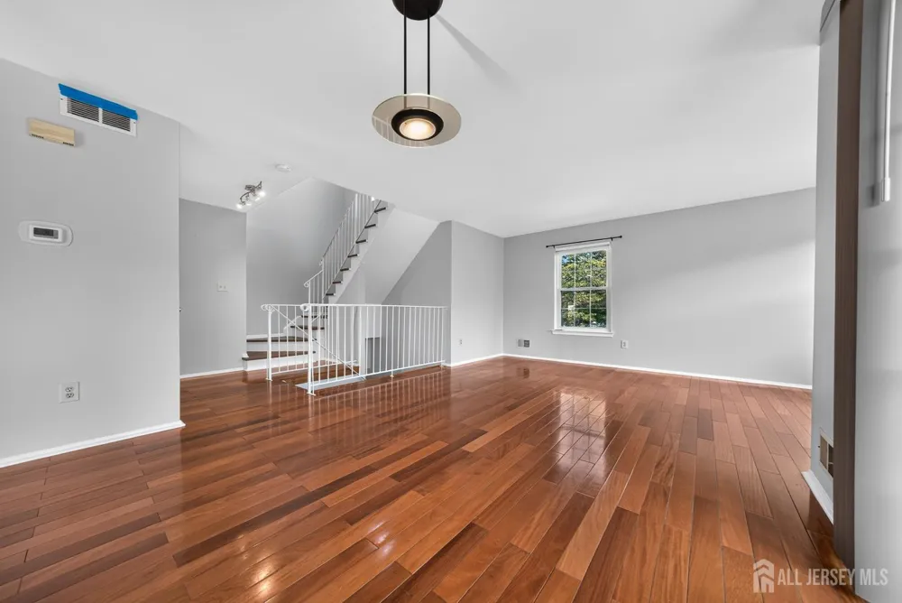 216 Copeley Way North Brunswick, NJ 08902