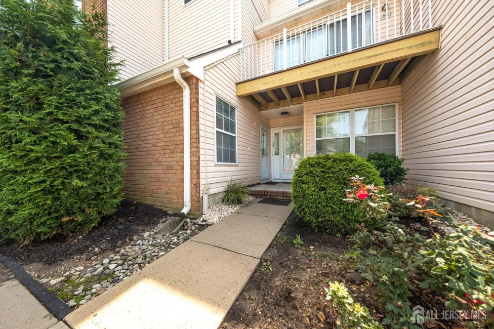 216 Copeley Way North Brunswick, NJ 08902