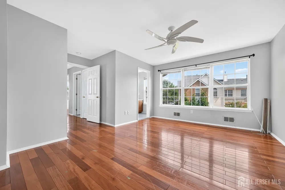 216 Copeley Way North Brunswick, NJ 08902