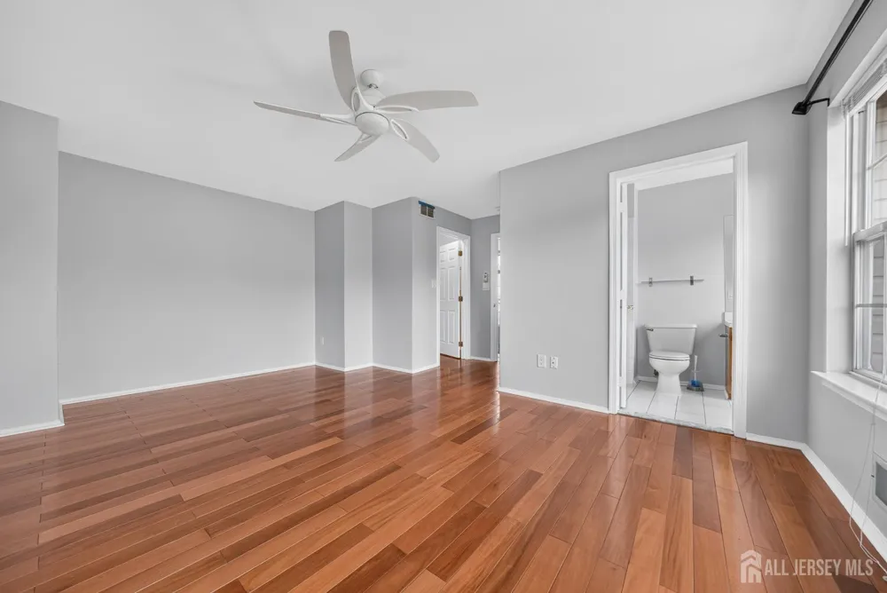216 Copeley Way North Brunswick, NJ 08902