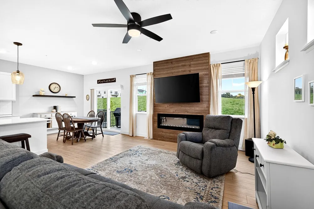 131 Huntington Drive Waconia, MN 55387