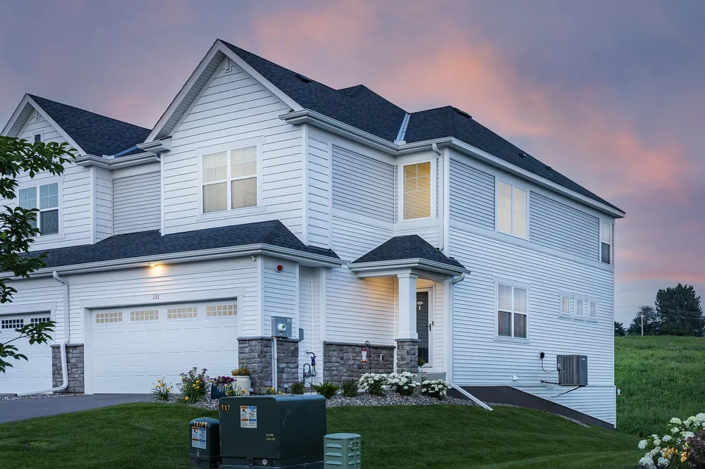 131 Huntington Drive Waconia, MN 55387