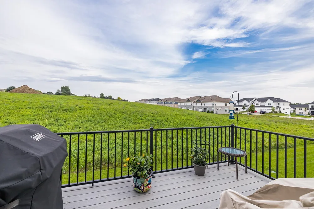 131 Huntington Drive Waconia, MN 55387