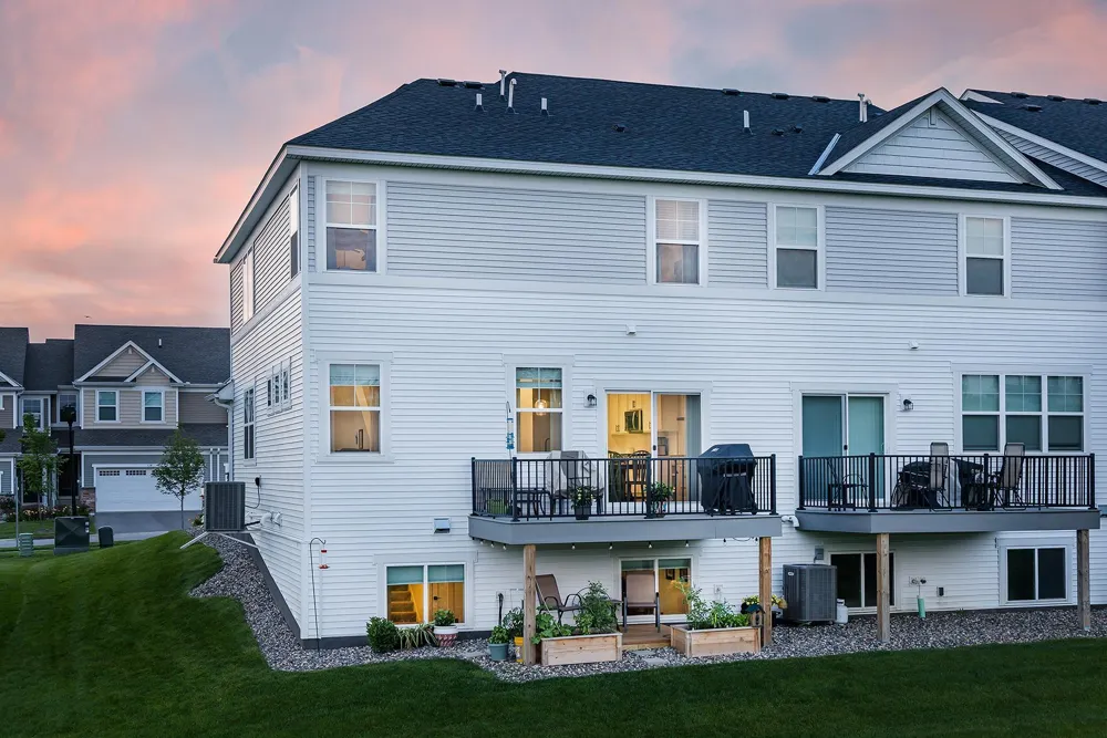 131 Huntington Drive Waconia, MN 55387