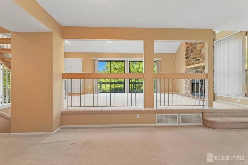 9 Brook Street Franklin Twsp, NJ 08873