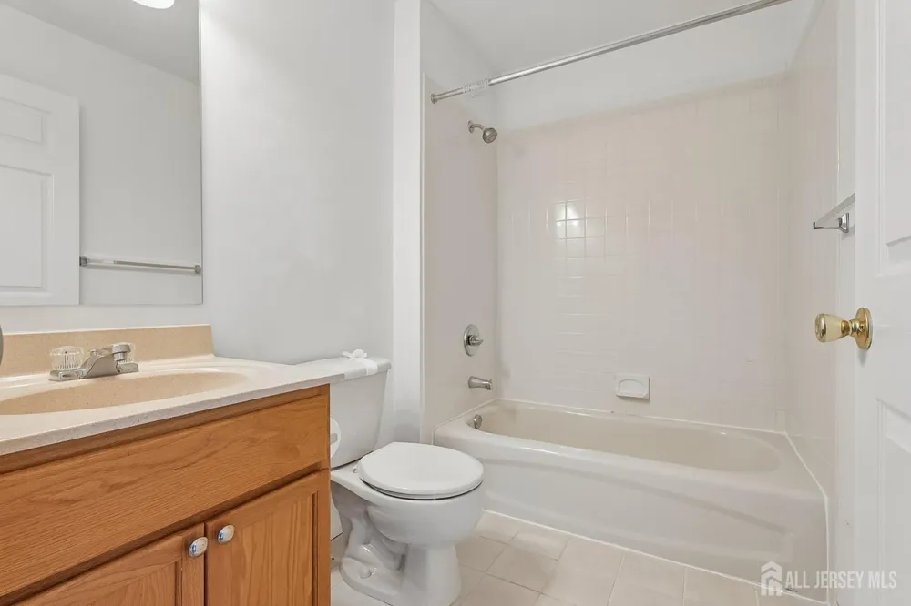 9 Brook Street Franklin Twsp, NJ 08873