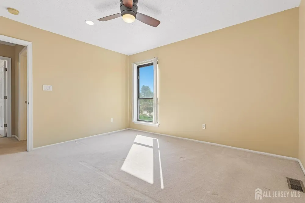 9 Brook Street Franklin Twsp, NJ 08873