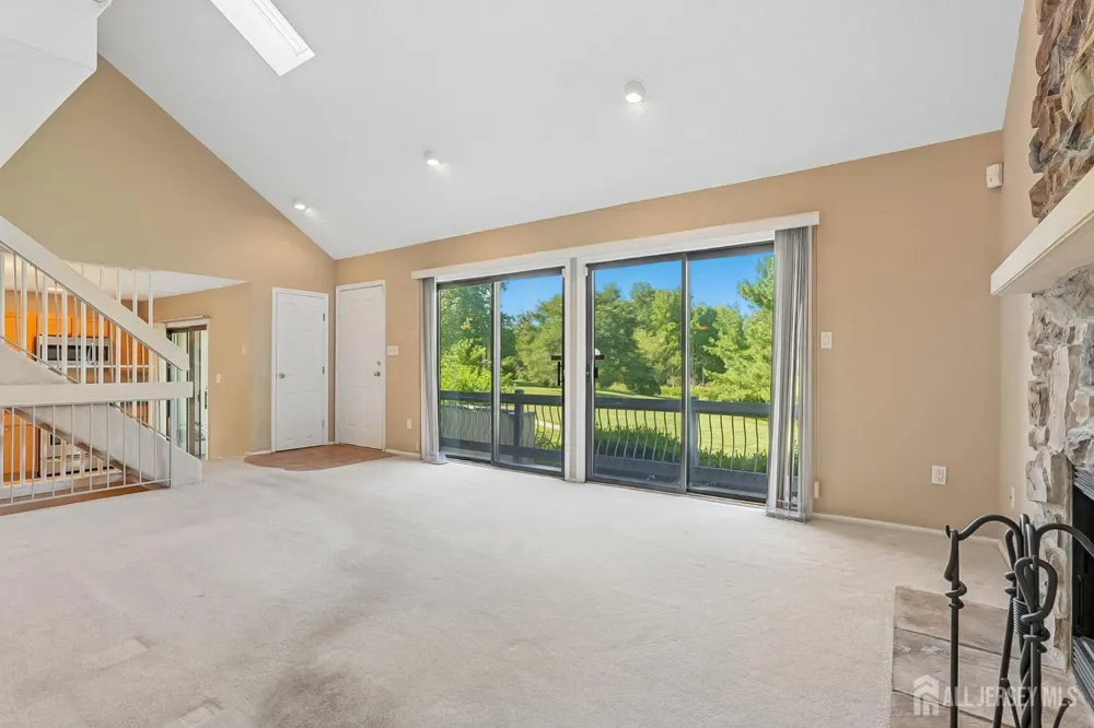9 Brook Street Franklin Twsp, NJ 08873