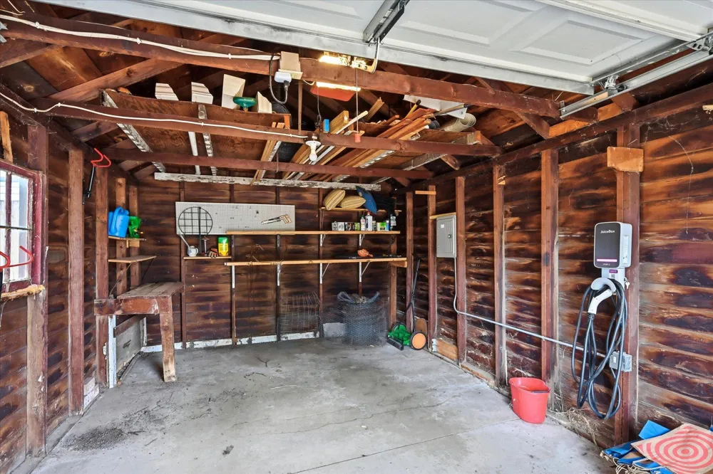 1360 Hartford Avenue Saint Paul, MN 55116