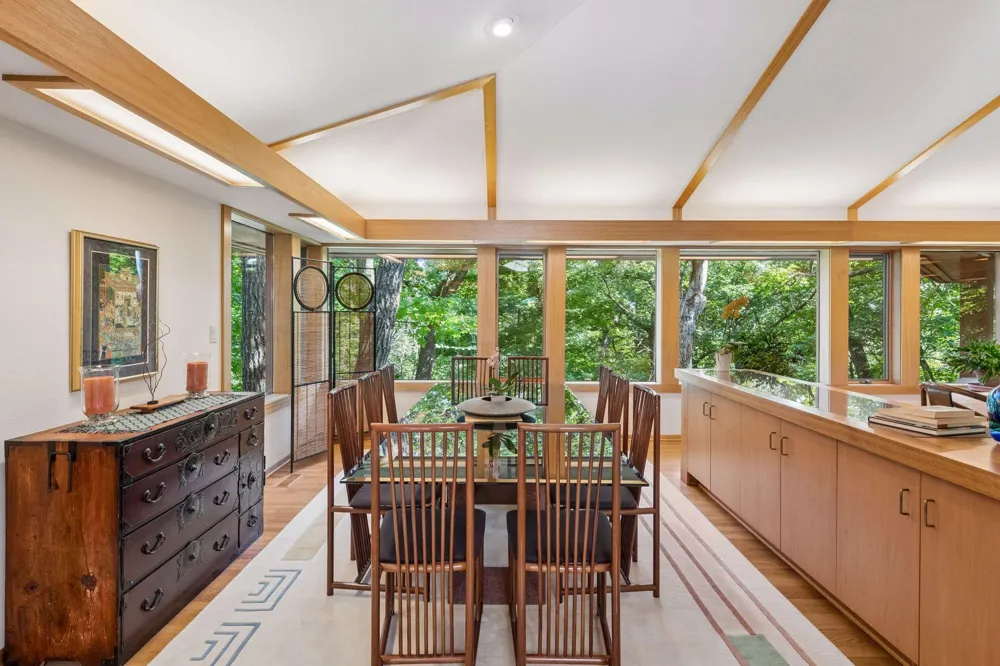 3452 Mayowood Road SW Rochester, MN 55902