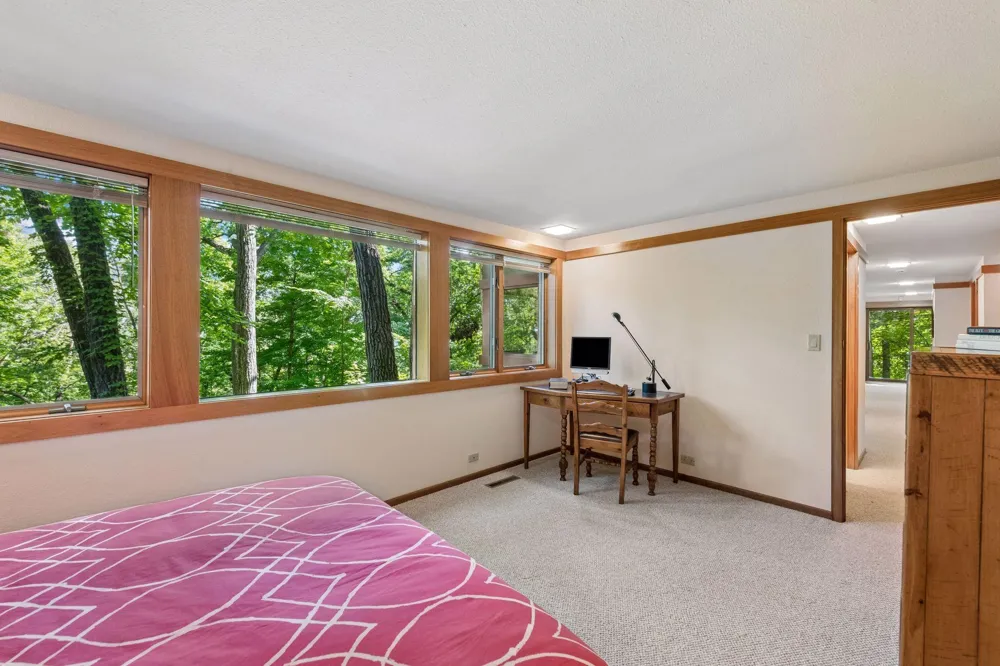 3452 Mayowood Road SW Rochester, MN 55902