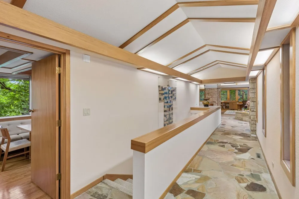 3452 Mayowood Road SW Rochester, MN 55902