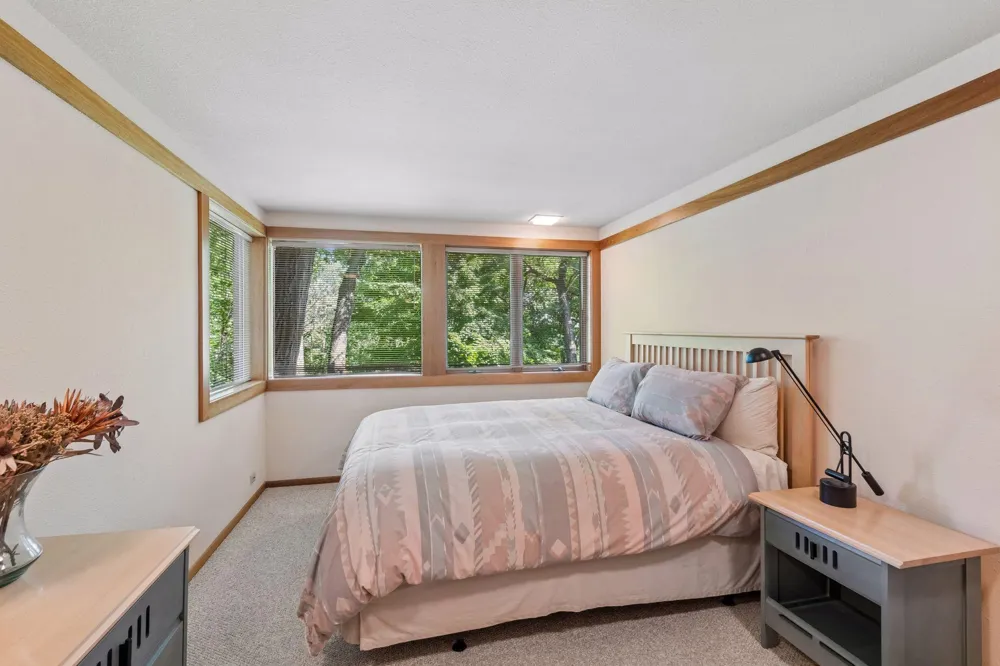 3452 Mayowood Road SW Rochester, MN 55902