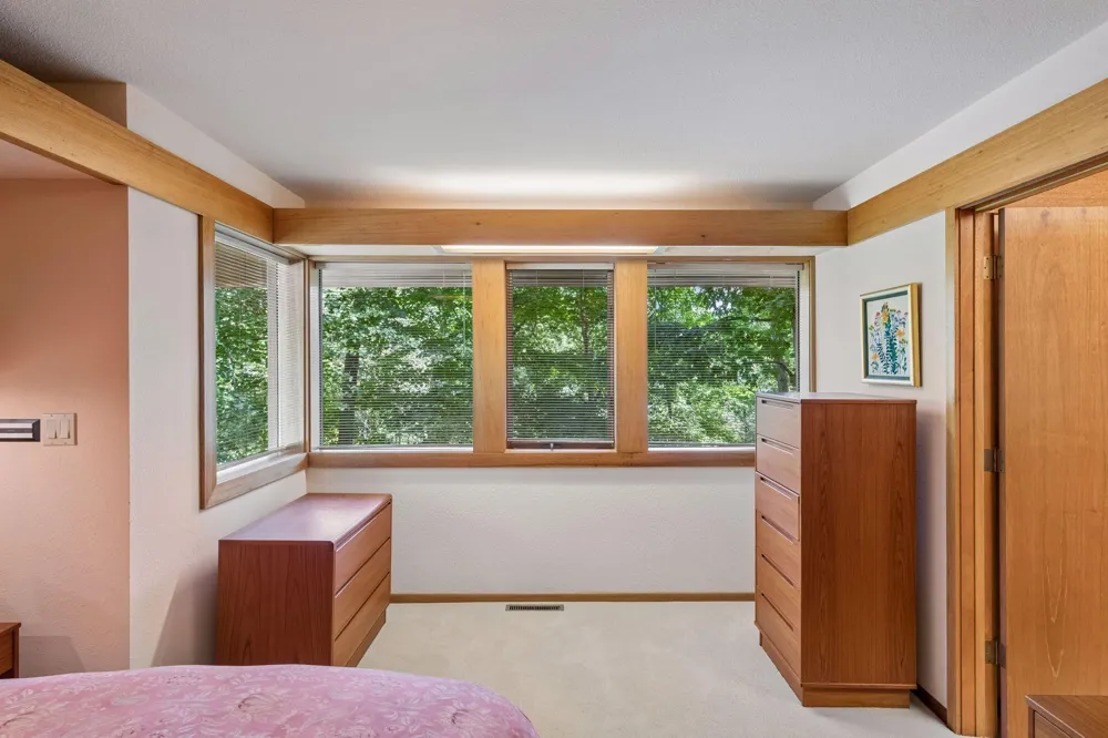 3452 Mayowood Road SW Rochester, MN 55902