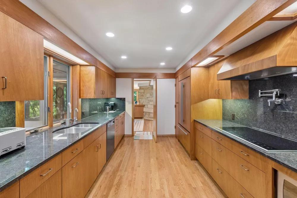 3452 Mayowood Road SW Rochester, MN 55902