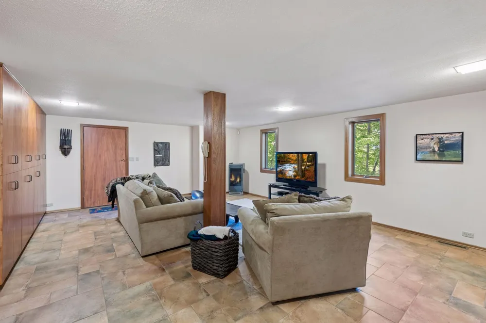3452 Mayowood Road SW Rochester, MN 55902