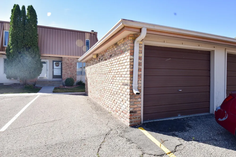 321 12 1/2 AVENUE E West Fargo, ND 58078