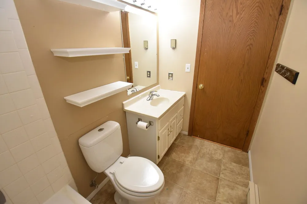 321 12 1/2 AVENUE E West Fargo, ND 58078