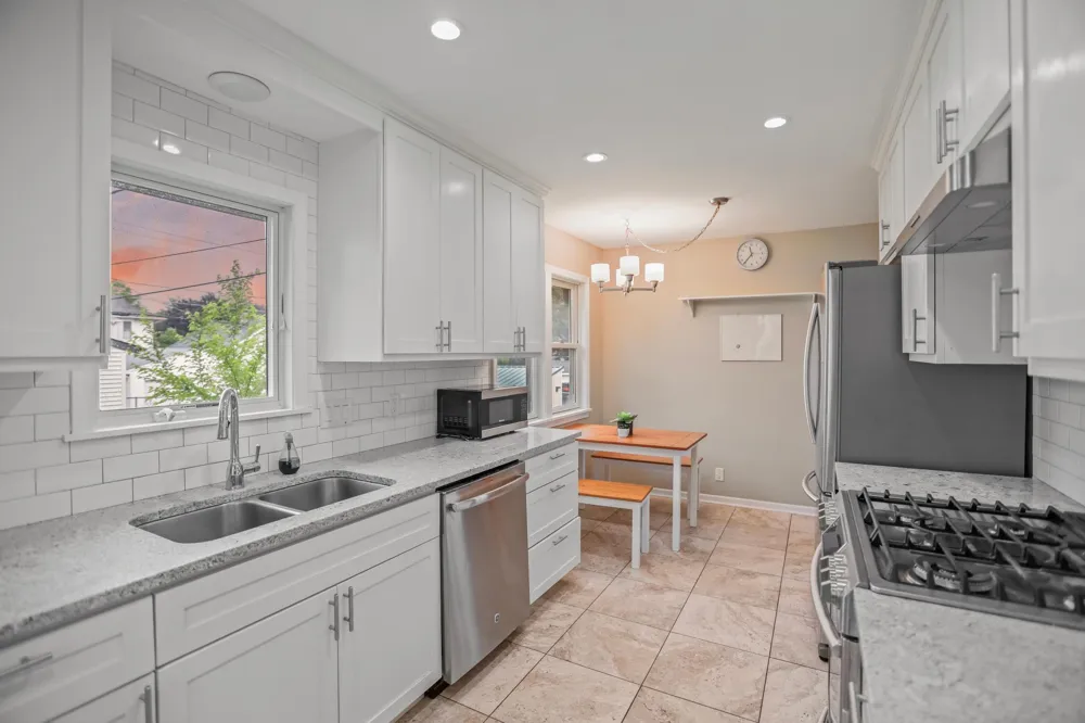 1273 Juno Avenue Saint Paul, MN 55116