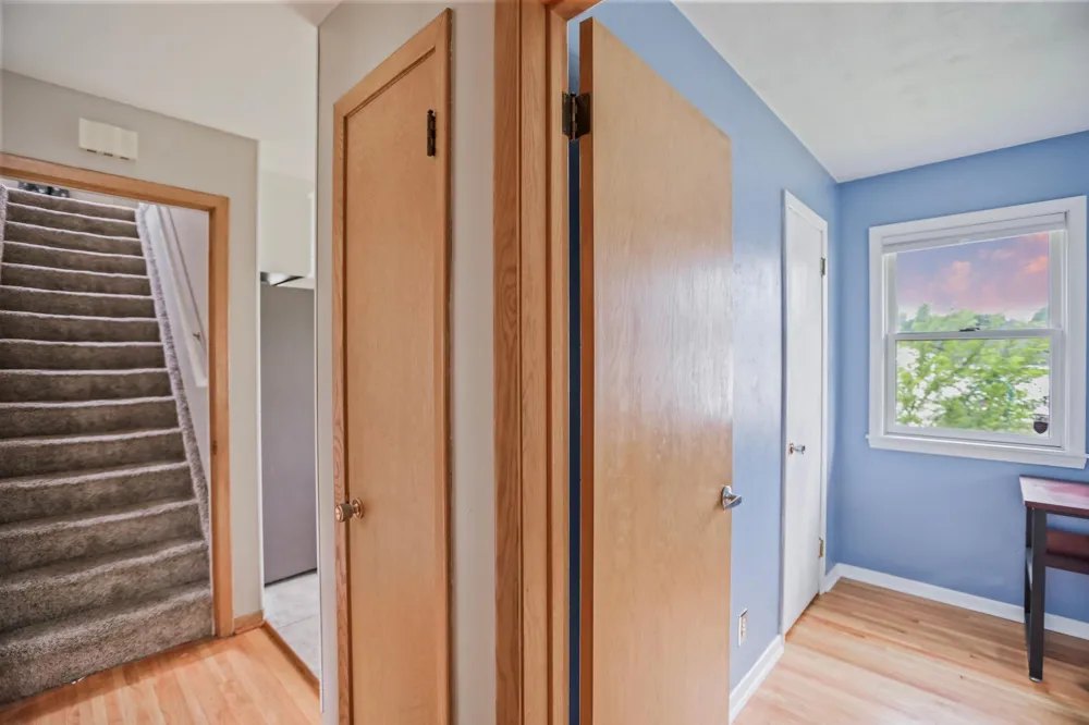 1273 Juno Avenue Saint Paul, MN 55116