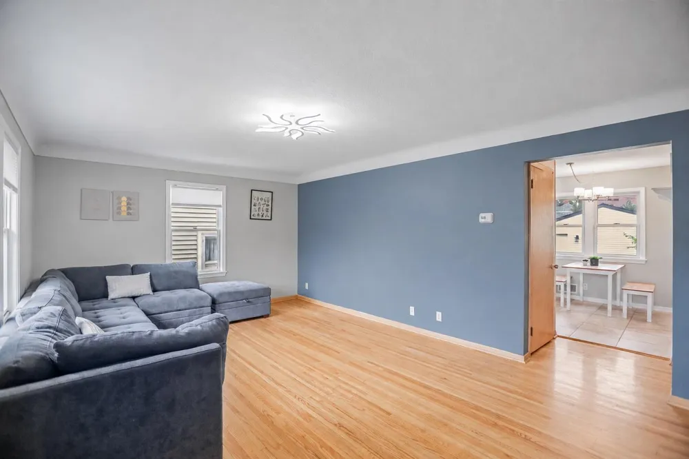 1273 Juno Avenue Saint Paul, MN 55116
